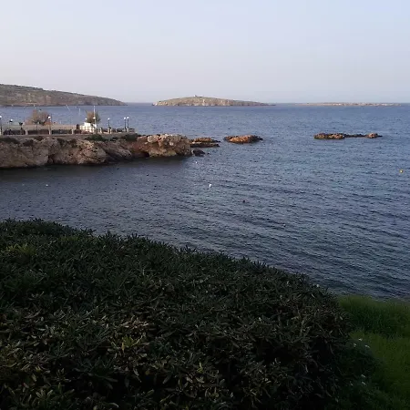 D Bay * St. Paul's Bay